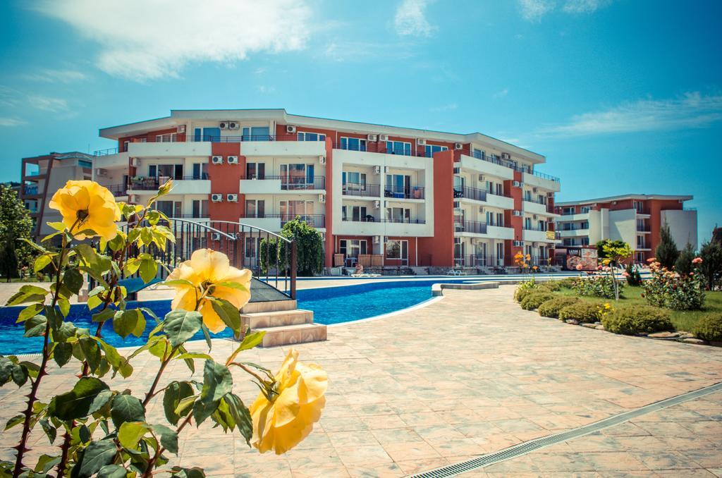 Privillege Fort Noks Beach Apartments Burgas-provinsen Eksteriør bilde