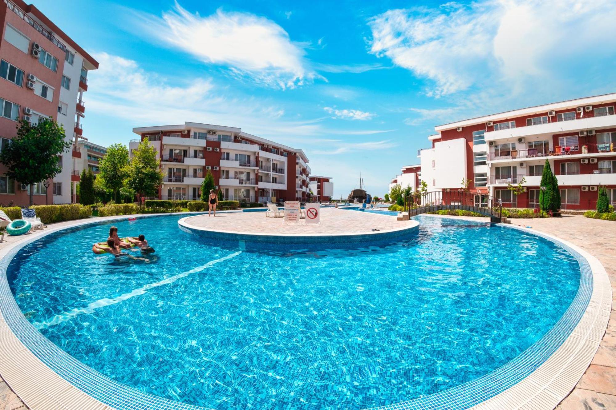 Privillege Fort Noks Beach Apartments Burgas-provinsen Eksteriør bilde